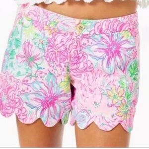 Lilly Pulitzer Buttercup Stretch Shorts in multi paradise found size 10 NWT